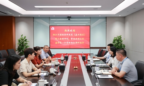 浙江乍浦經(jīng)濟(jì)開發(fā)區(qū)（嘉興港區(qū)）黨工委副書記、管委會(huì)副主任盛琴琴蒞臨桐昆調(diào)研