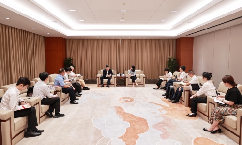 招商銀行杭州分行副行長廖壯一行蒞臨桐昆調研