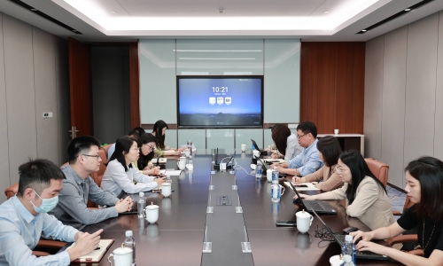 郵儲(chǔ)銀行總行公司部處長(zhǎng)祁蕾蒞臨桐昆調(diào)研