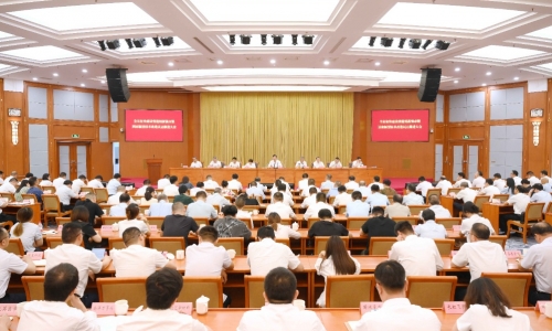 按下“智造+創(chuàng)新” 加速鍵，桐昆響應(yīng)號召匯聚新質(zhì)生產(chǎn)力強勁動能！